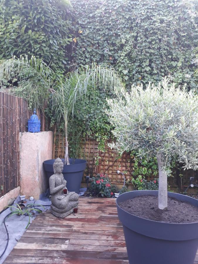 Dans Un Jardin Bb Et Jacuzzi Bed & Breakfast Mandelieu La Napoule Luaran gambar