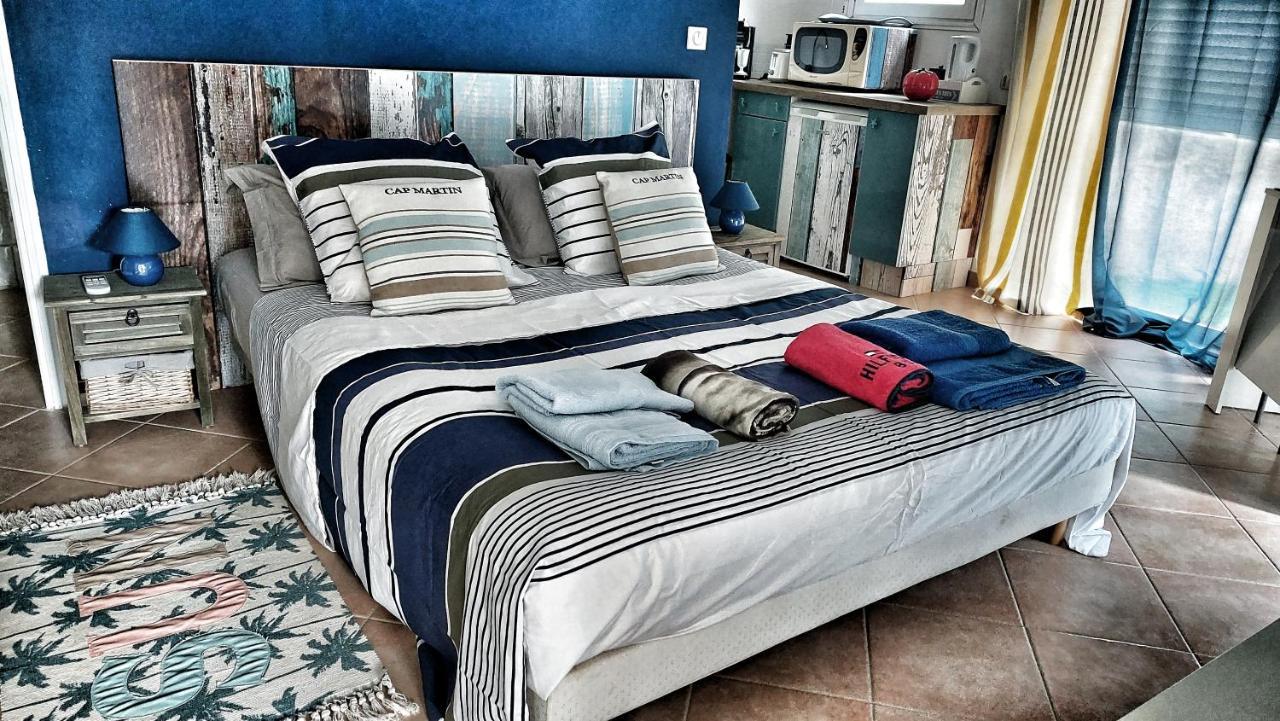 Dans Un Jardin Bb Et Jacuzzi Bed & Breakfast Mandelieu La Napoule Luaran gambar