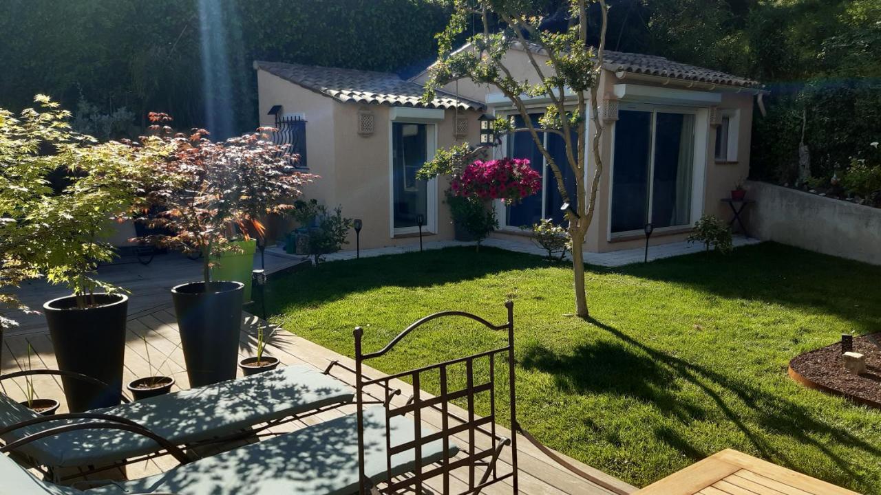 Dans Un Jardin Bb Et Jacuzzi Bed & Breakfast Mandelieu La Napoule Luaran gambar